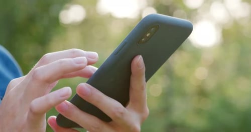 Woman use of mobile phone