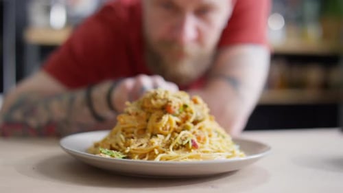 Close Up Pasta Dish with Shrimp and Vegetables