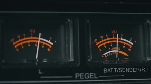 VU Meters Oscillating in Dark Setting