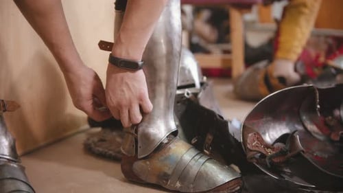 Ritter legte Schutz auf die Waden