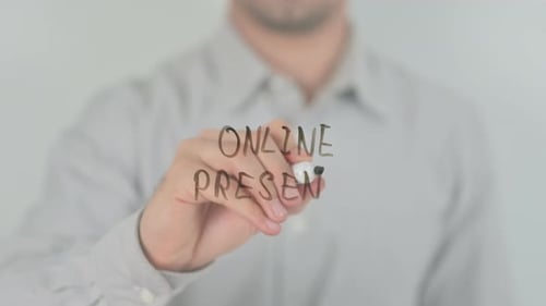 Écriture de présence en ligne à l'écran avec la main