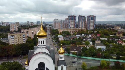 Antenne de la cathédrale de Kharkiv. Paysage urbain
pittoresque