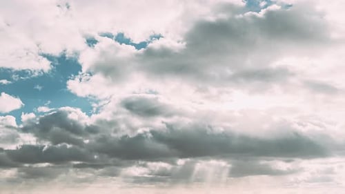 Ciel nuageux d'hiver