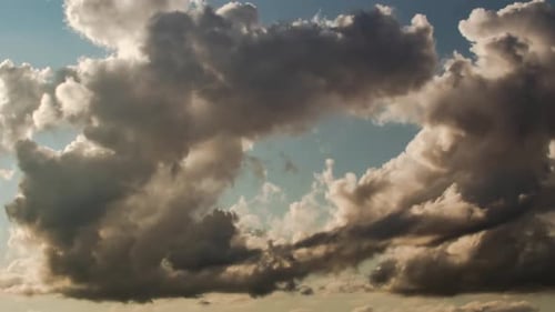 Timelapse Clouds in the Sky