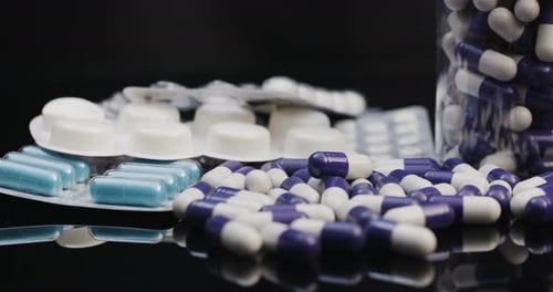 Medical Tablets and Pills, Pharmaceutical Industry Healthcare Medicaments Capsules Rotating