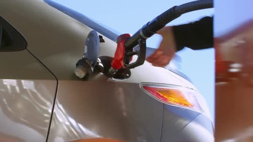 Einführdüse für Tankstellenarbeiter
