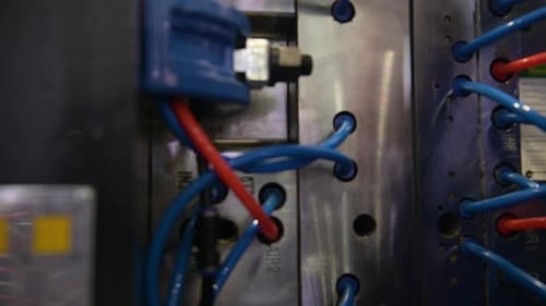 Automatic Press for the Production of Plastic Products.