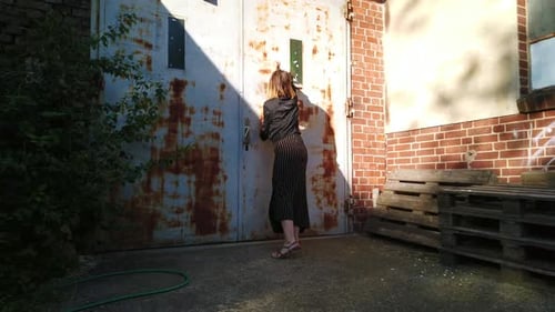 Woman completely freaks out screams, hits the door, Bouncer did not let her in.
blond girl full of e