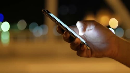 Uso de la luz nocturna del smartphone