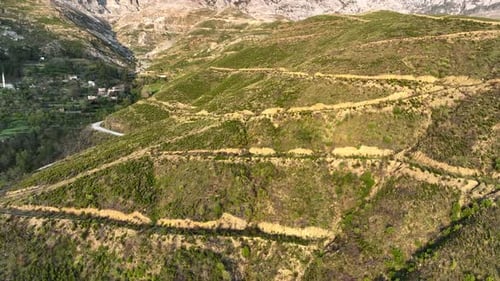 Chaîne de montagnes en Turquie Vue aérienne 4 K