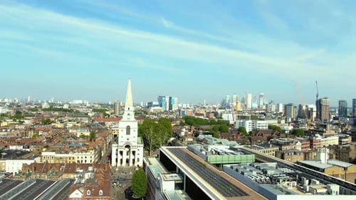 Beautiful Panning shot of Buildings in the city of London