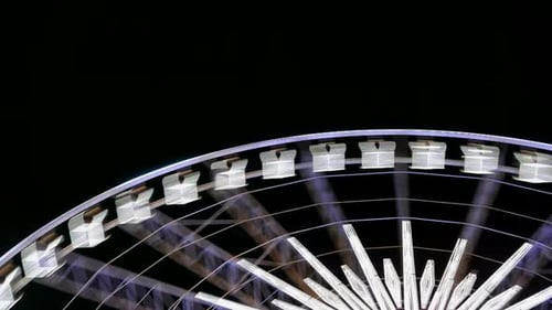 Riesenrad-Unterhaltung im Park
