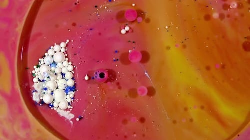 Sphères d'encre colorées sur huile 19