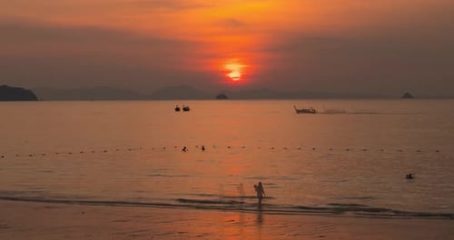 Time-lapse of Light Rays Over the Sea or Ocean at Sunset