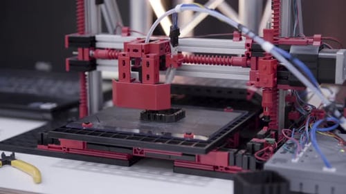 3d printing process of a small plastic object