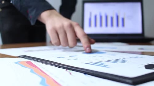 Data Review and Collaboration in Modern Workplace