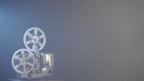 Proyector de película retro con bobinas de 8 mm