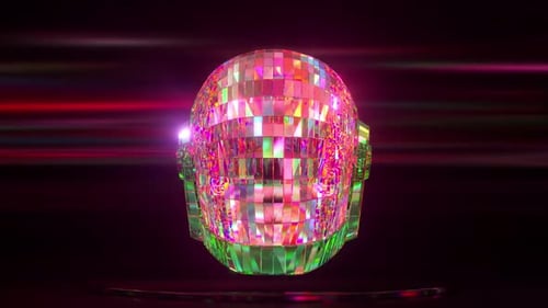 Der Diamant-Helm dreht sich auf einem dunklen abstrakten Hintergrund von einer Seite zur anderen