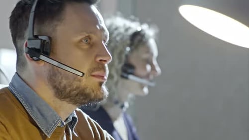 Call Centre Operator Solving Problem of Customer