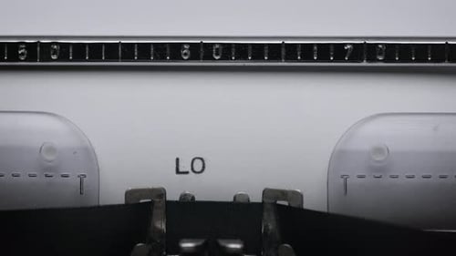 Tapez du texte sur une machine à écrire