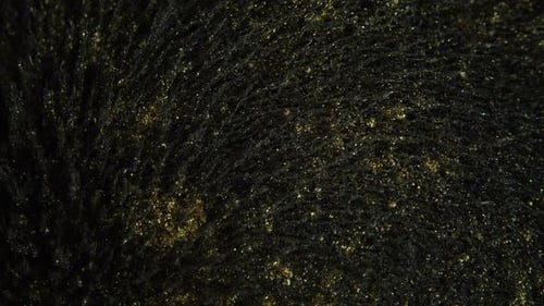 Goldene Metallspäne