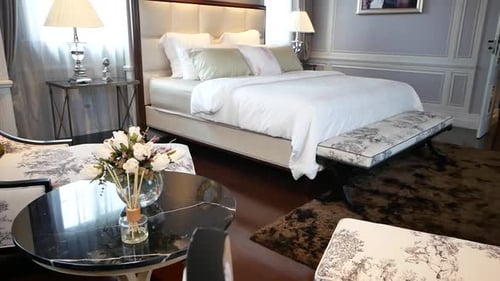 Luxus und Eleganz als Dekoration im Hauptschlafzimmer