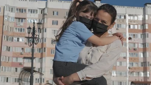Family measures against virus.