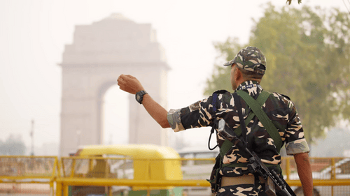 Indian army personnel at India gate