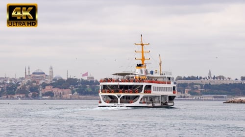 Istanbul Ferry and Historical Peninsula