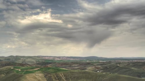 Lluvia ligera y llovizna de 8K