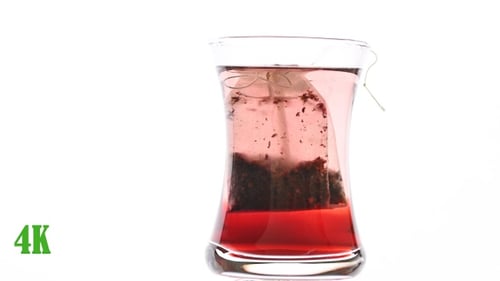 Tee aufbrühen