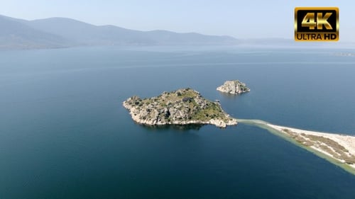 Excellent beach and islet