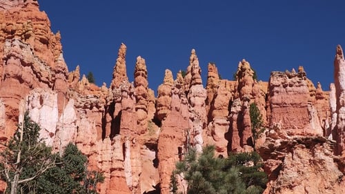 Stunning views overlook the unique rock formations and vibrant colors of the Bryce Canyon landscape