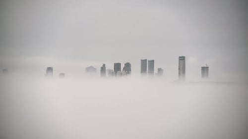 8K Fogs Disappears In Skyscraper City