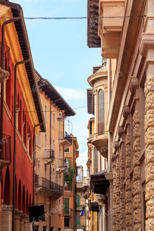 Preview: Verona, Italy. Houses On Via Portici In The Old Town