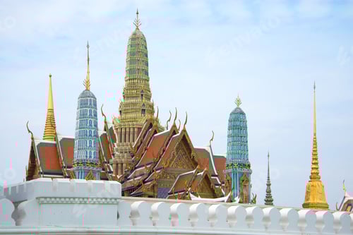 Preview: Prangs Of The Great Royal Palace In The Center Of Bangkok On A Cloudy Morning. Thailand