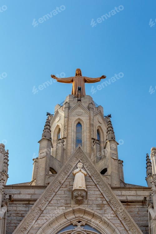 Preview: Barcelona. Temple Of The Holy Heart Of Jesus.