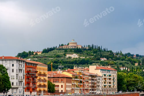 Preview: Verona. San Leonardo Hill.