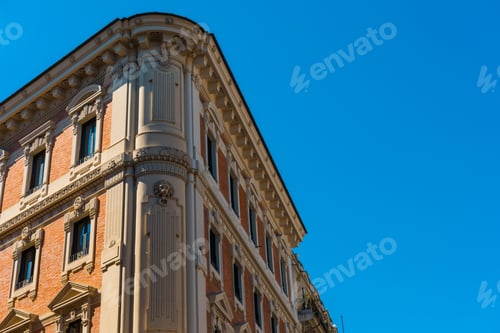Preview: Ancient Corner House At Rome, Italy