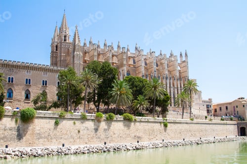 Preview: View From The Water Of The Iconic Exterior Facade Of La Seul, Palma Cathedral, Mollorca, Spain