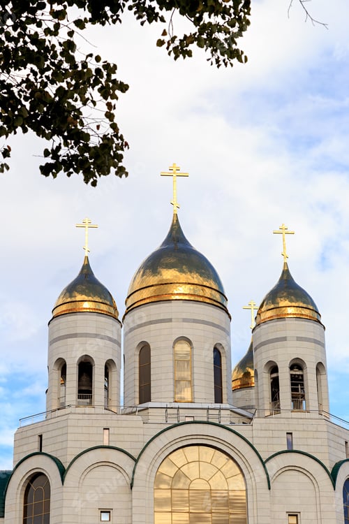 Preview: Russia, Kaliningrad. Cathedral Of Christ The Savior. Victory Square