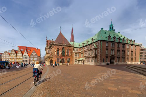 Preview: Bremen. The Central Market Square. Town Hall.