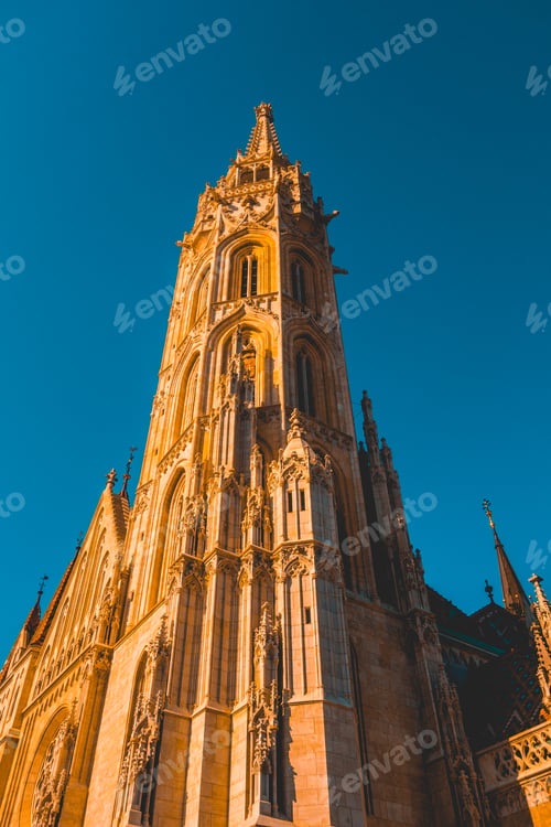 Preview: High Formated Picture Of Matthias Church In Darken Contrasts