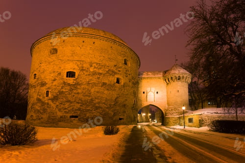 Preview: Fat Margarita Tower And Big Sea Gate Of The Old City In The Early Morning Of March. Tallinn, Estonia
