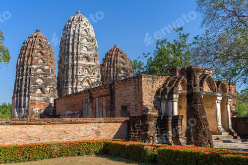 Preview: Ruins Of The Ancient Khmer Temple Wat Si Sawai Close-Up On A Sunny Day. Sukhothai Historical Park