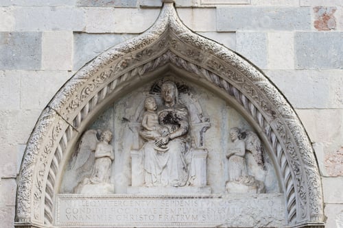 Preview: Hidden Angles Of San Daniele. Ham Town