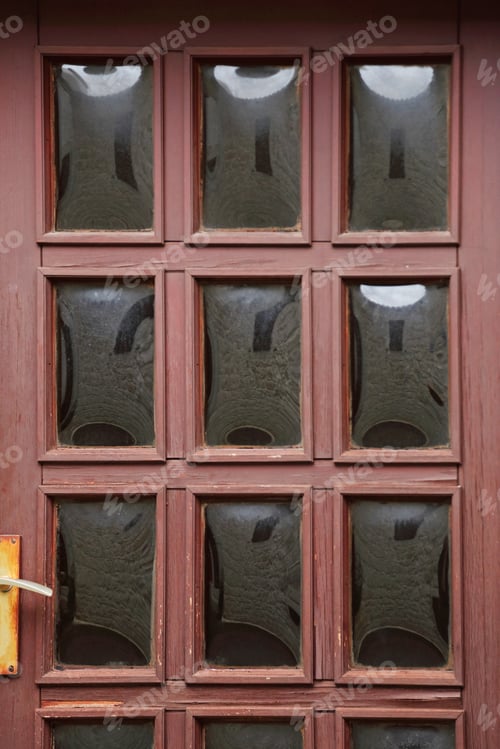 Preview: Nine Rectangular Glass At Wooden Door