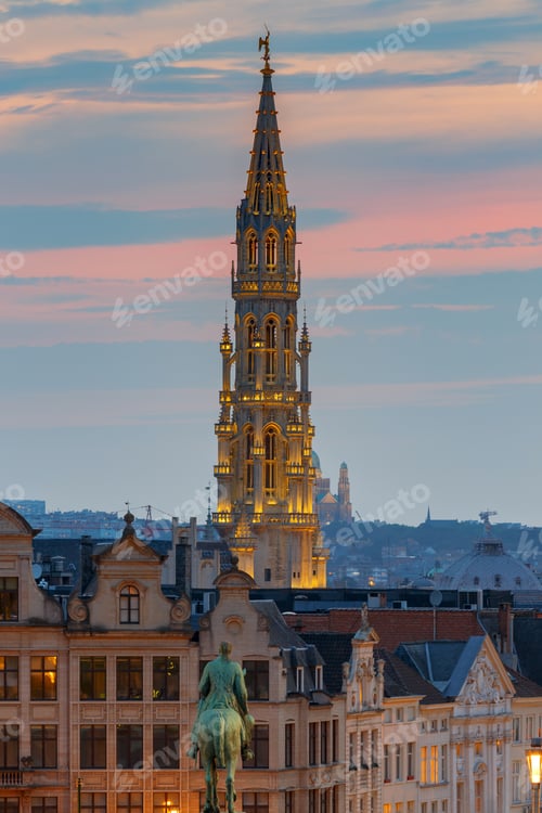 Preview: Brussels. Town Hall Tower.