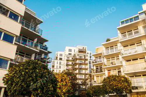 Preview: Real Estate Houses With Copy Space In The Middle