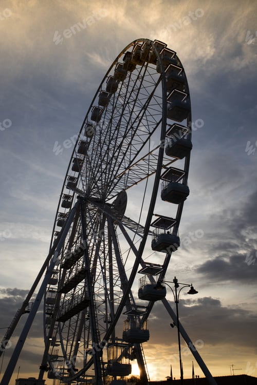 Preview: The Great Wheel Photographed Panning Pours The End Day In The City Of Viareggio Italy
